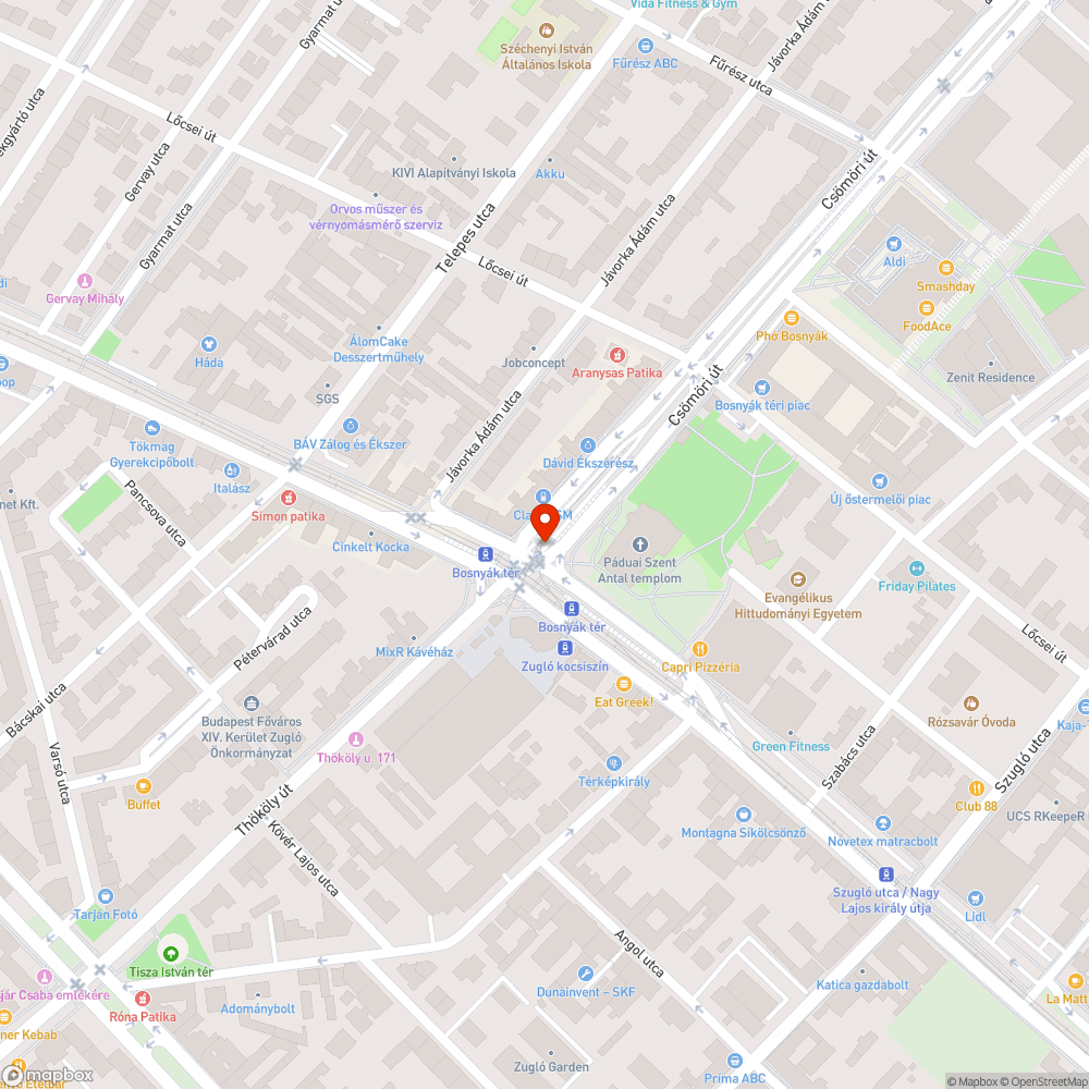 Félredobott talpfa és kockakövek a Bosnyák térnél bejelentés helye