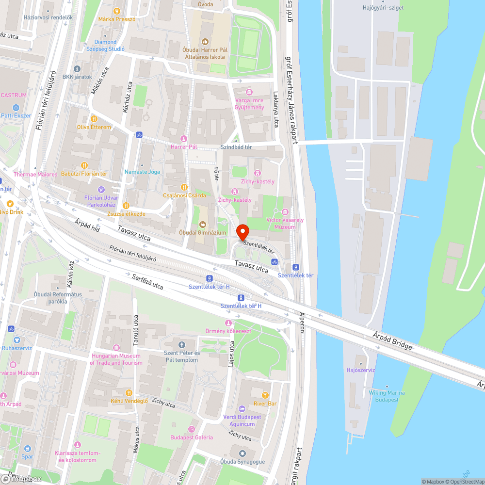 Túl magasra helyezett menetrend bejelentés helye