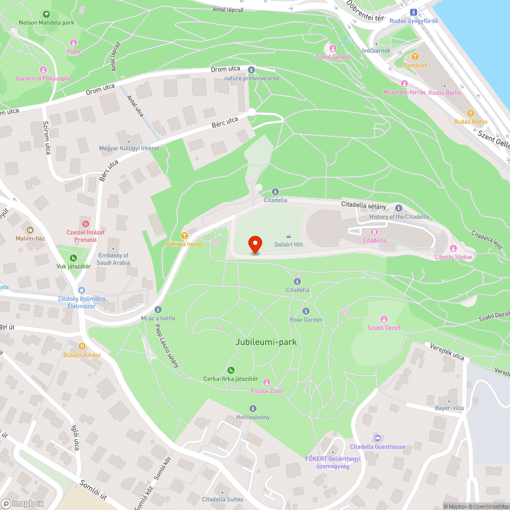 Leesett kőtömb a Citadellánál bejelentés helye