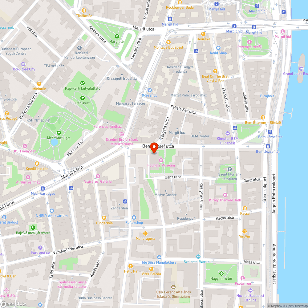 Firkás tábla, hiányzó kuka az Öntödei Múzeumnál bejelentés helye