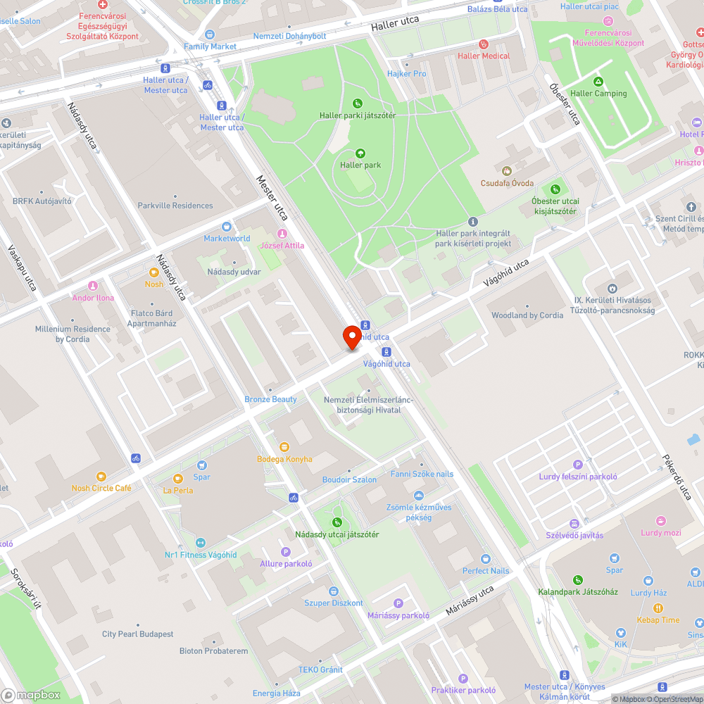 Üres fa helyek, átminősítve parkolónak. bejelentés helye