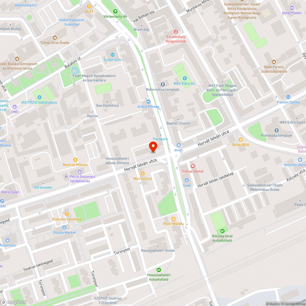 Erre a zöldterületre a járdán mennek fel az autók bejelentés helye