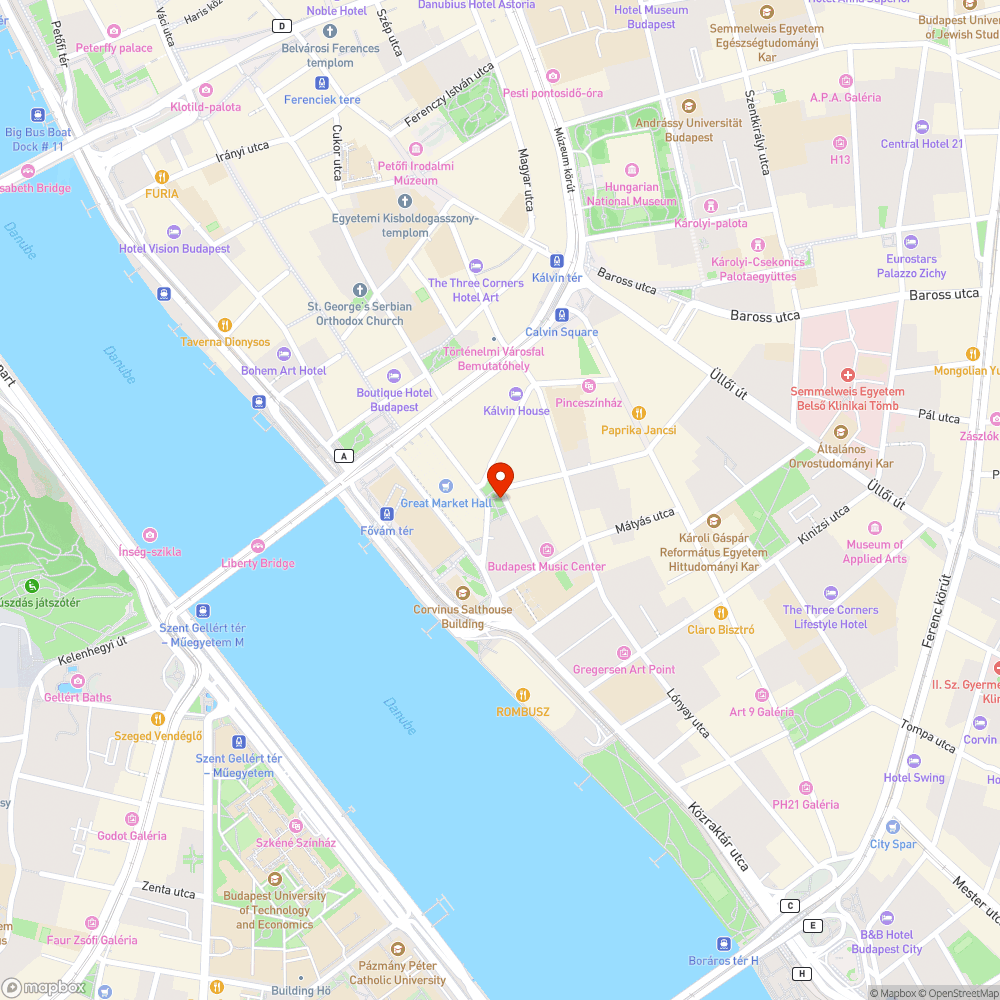 Roncsrobogó a Csarnok téren bejelentés helye