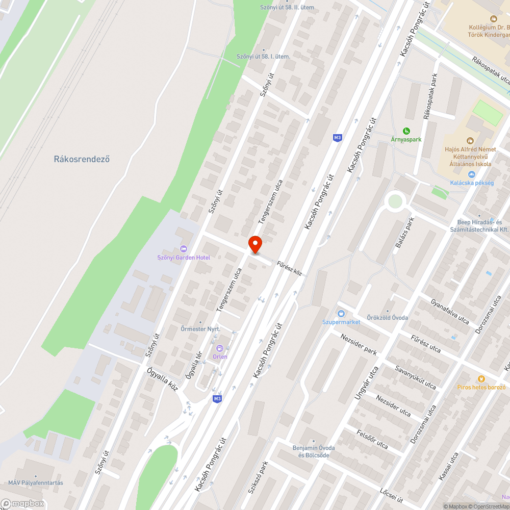 Gyalogos felüljáró tövében gyűlik a hulladék bejelentés helye