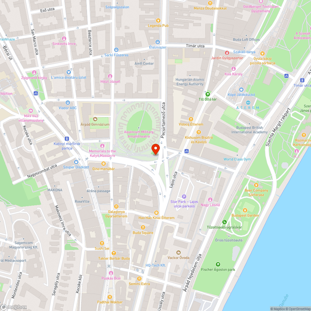 Kerékpárútra belógó lombok az Amfiteátrumnál bejelentés helye