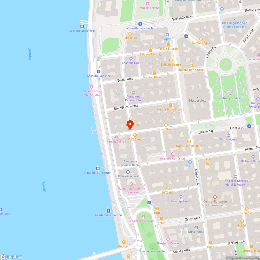 A gyalogátkelőhely előtt kb 30 cm-rel van fölfestve a parkolóhely bejelentés helye