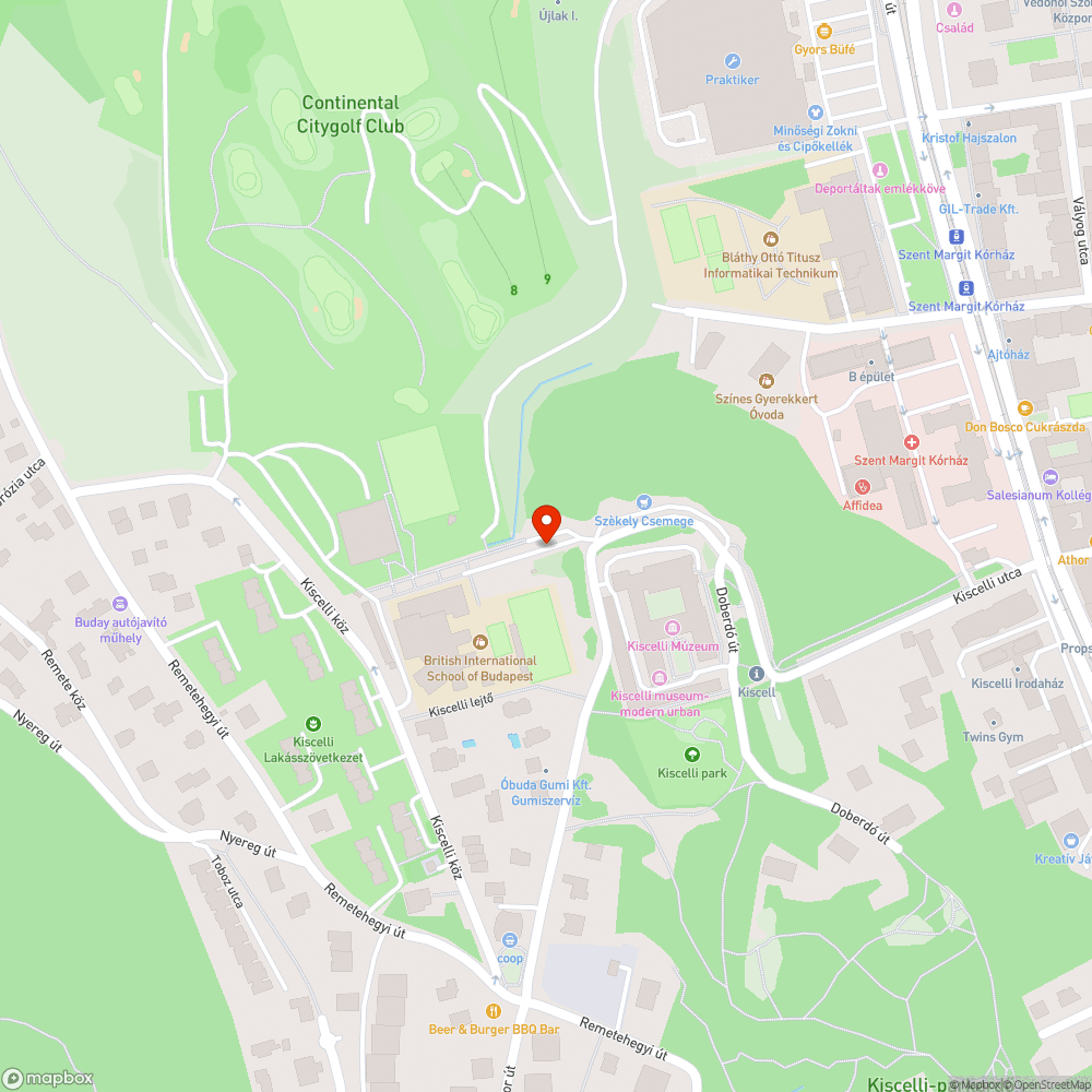 Elhagyott, rendszám nélküli Mercedes bejelentés helye