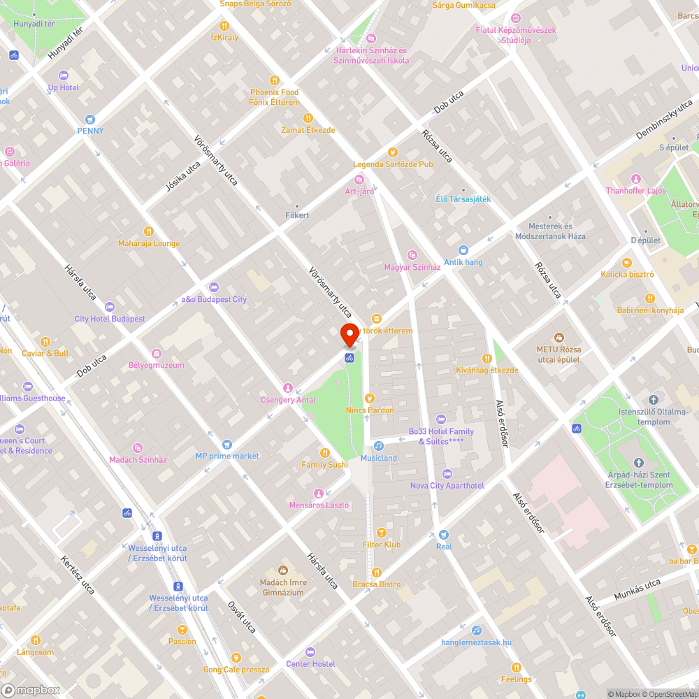 Még egy roncs az Almássy téren bejelentés helye