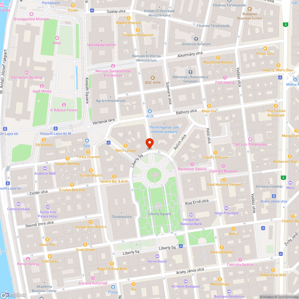 véletlenül kinthagyott kötelező haladási irány tábla bejelentés helye