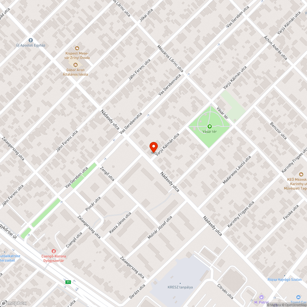 Három roncsautó szűk utcában rossz helyen bejelentés helye