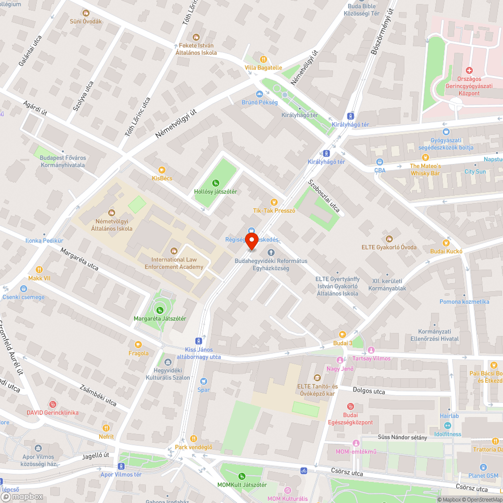 Rövidesen kidőlő fatörzs a Böszörményi úton - AZONNAL kivágni! bejelentés helye