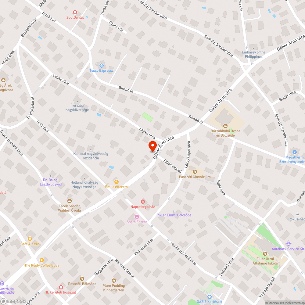 Életveszélyes gödör a Gábor Áron utca 40. előtt bejelentés helye