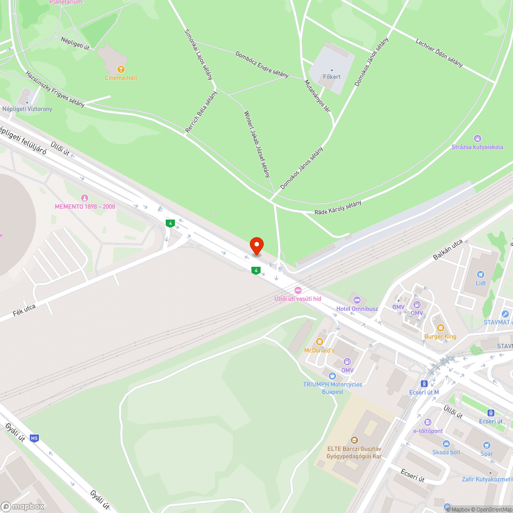 Nagyméretű kátyú a járdán bejelentés helye