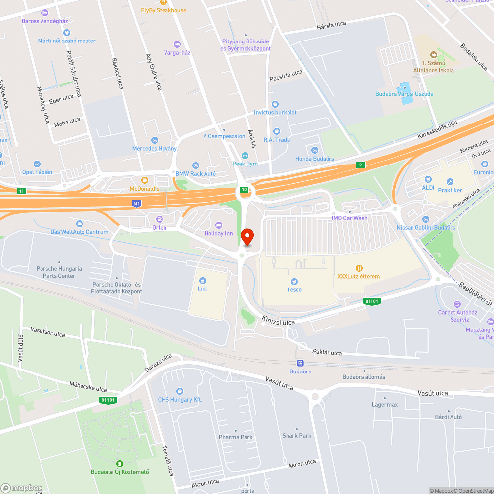 Kopott, full fehér tábla bejelentés helye