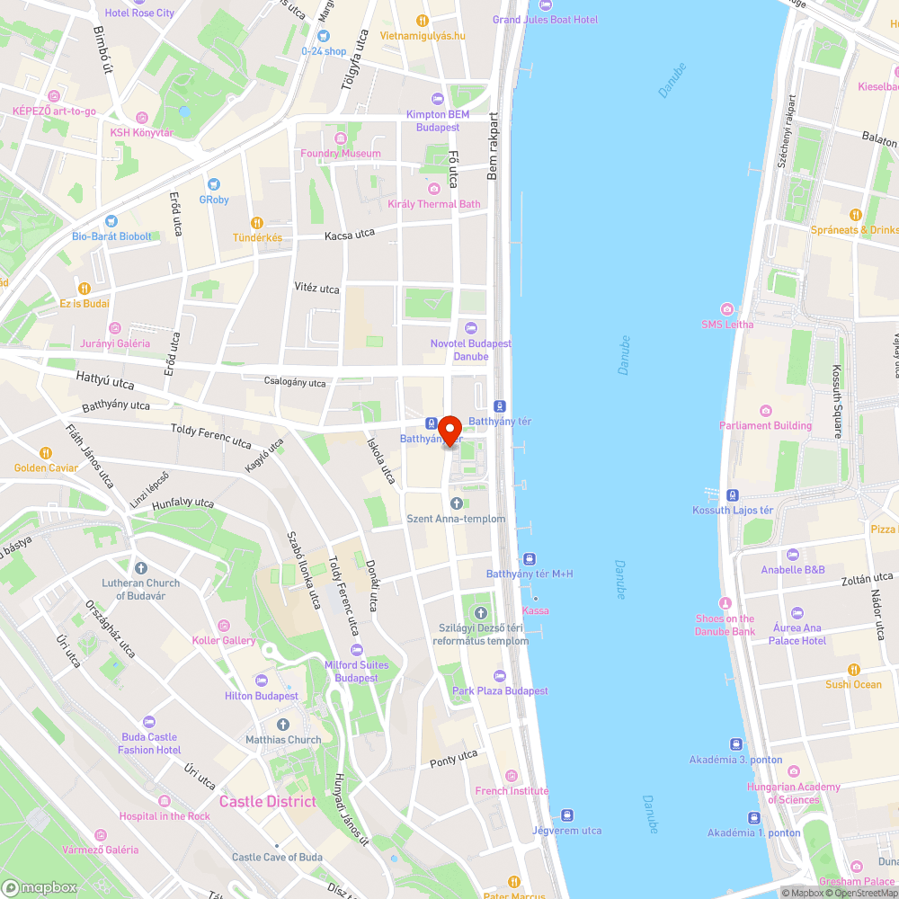 Hiányos fóliázás és szakadt tájékoztatók a járműveken bejelentés helye