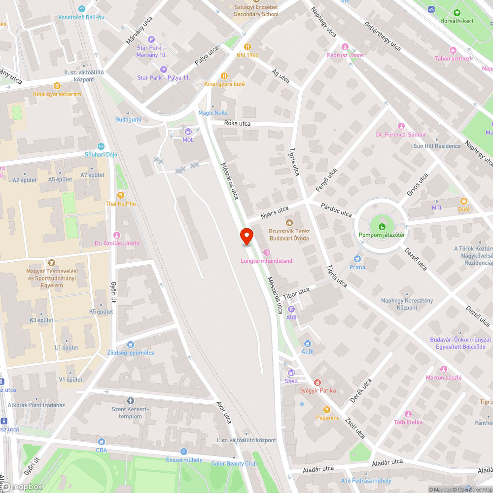 Beszakadt, szétrepedt járdaburkolat a Mészáros utcában bejelentés helye