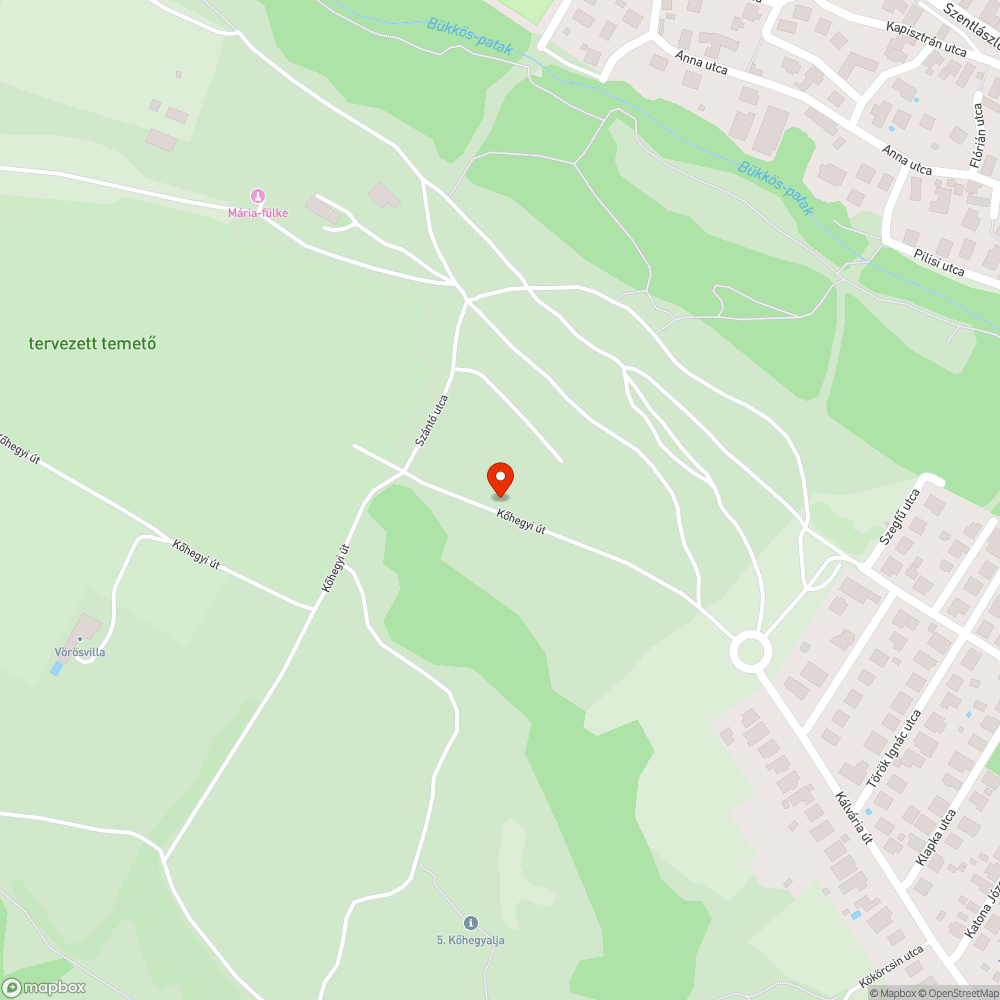 A Kőhegyre vezető út mentén kidöntött jelzőoszlopok és sitt bejelentés helye