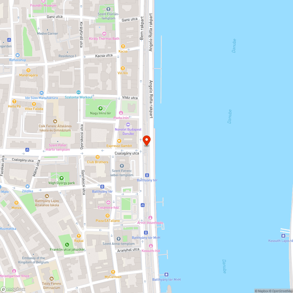 Tömegközlekedés és járda/kerékpárút a Batthyány térnél bejelentés helye