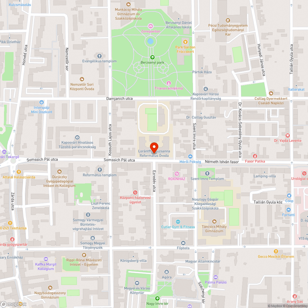 Hiányzik az úttestre futást megelőző védőkorlát az iskola előtt bejelentés helye