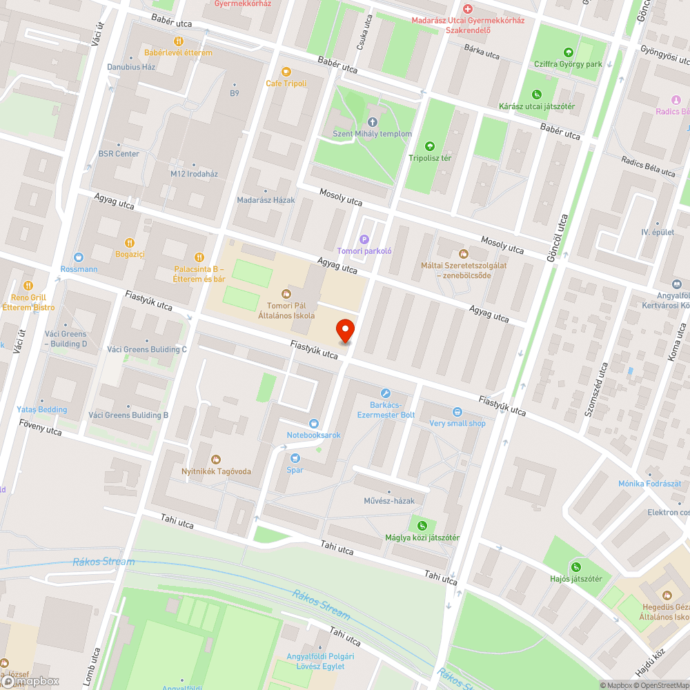 Besüllyedt útburkolat a Fiastyúk utcában bejelentés helye