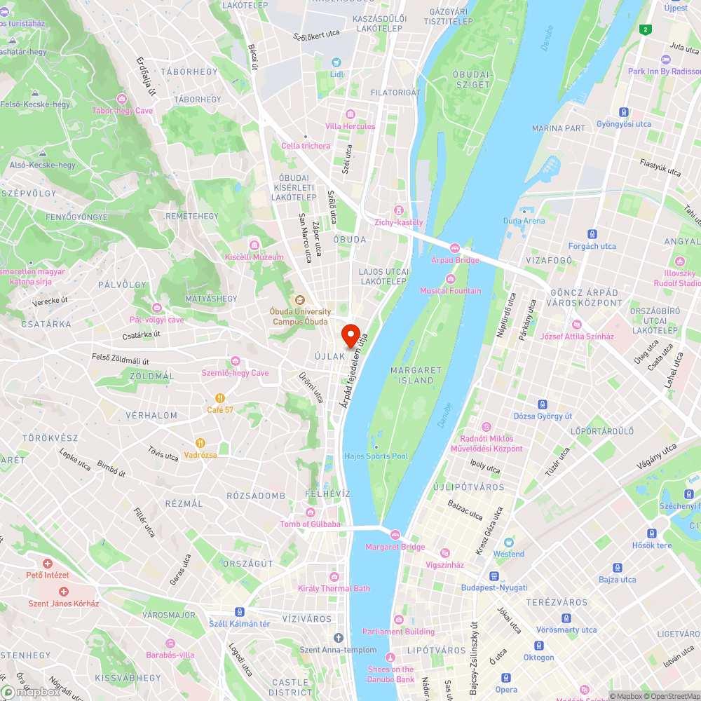 Rendszeresen így parkoló autó akadályozza a gyalogos forgalmat! bejelentés helye