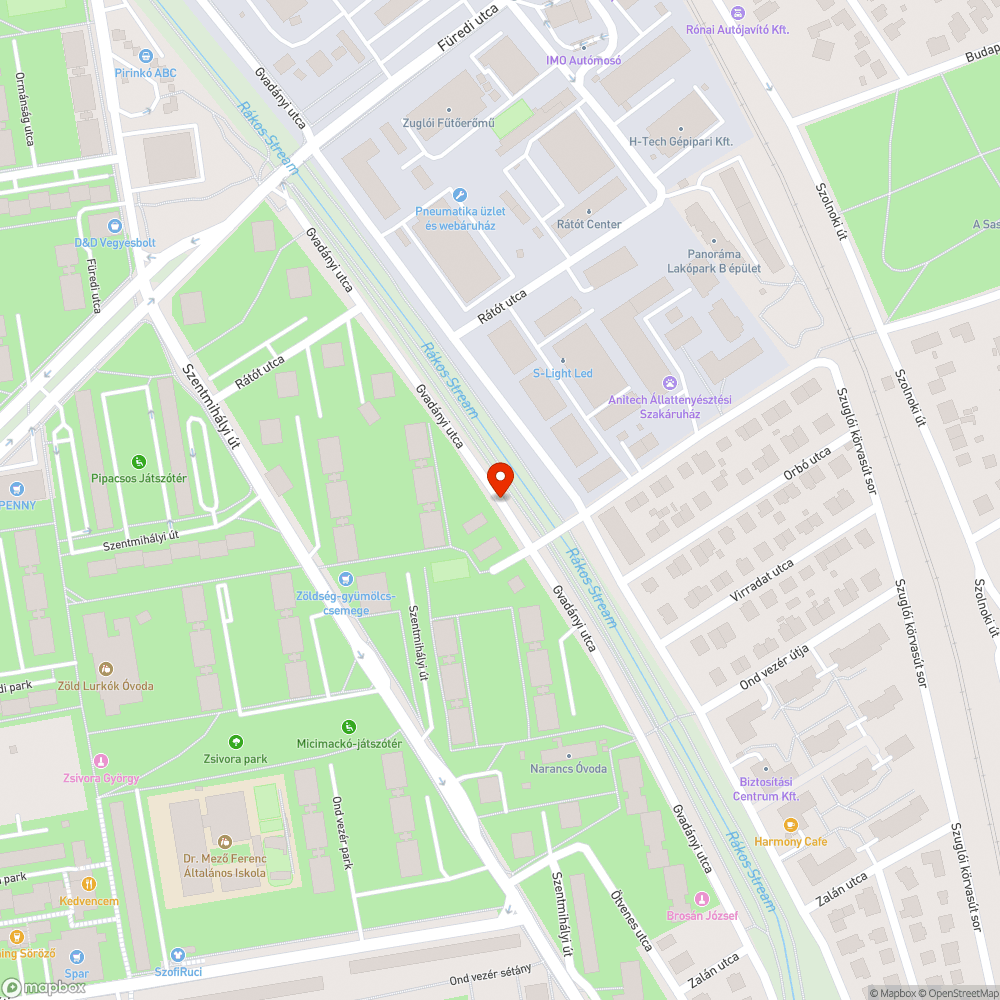 Fekvőrendőr szürkületben láthatatlan bejelentés helye