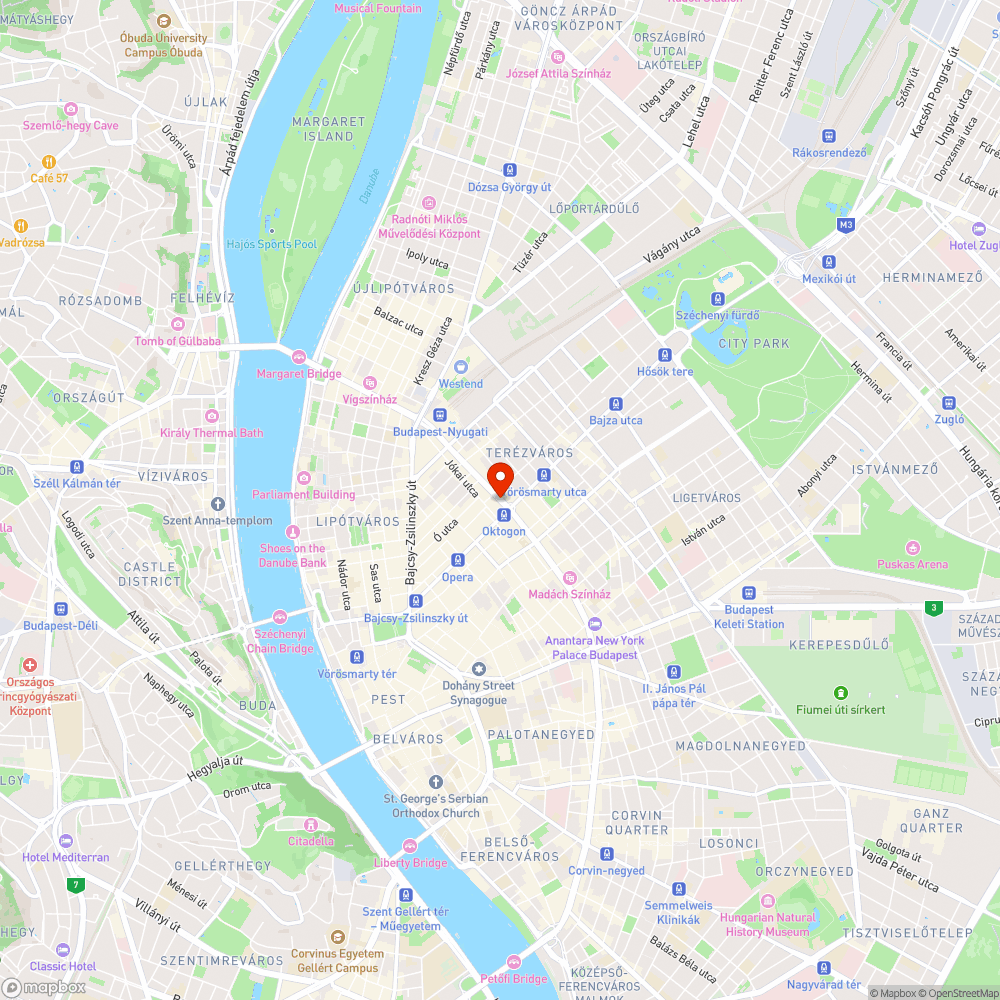 Betört kijelzőjű BKK Jegyautomata - Oktogon bejelentés helye