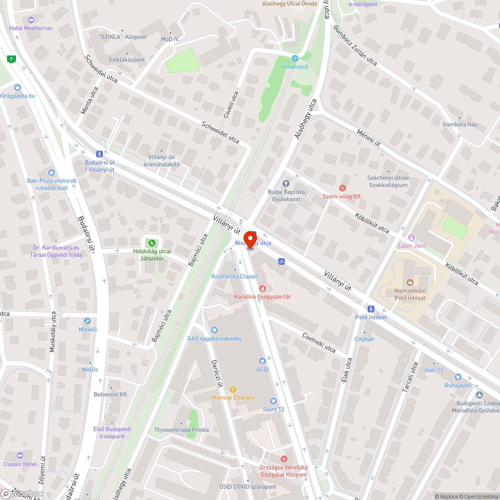 Sérült fedlap a Karolina út / Villányi út sarkához közel bejelentés helye