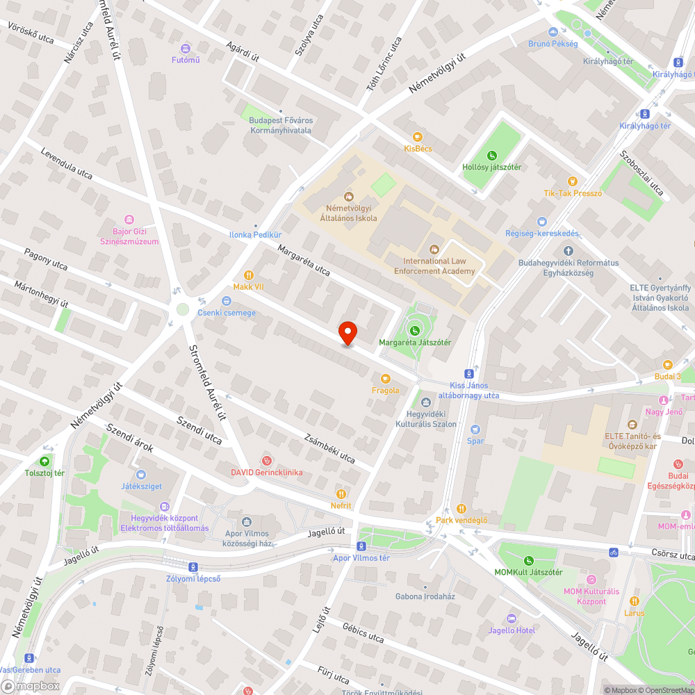 Sérült távközlési fedlap a Kiss J. altbnagy utca 64 előtt. bejelentés helye