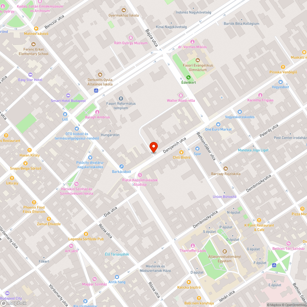 Elszórt szemét, ürülék, mocsok a pad körül bejelentés helye