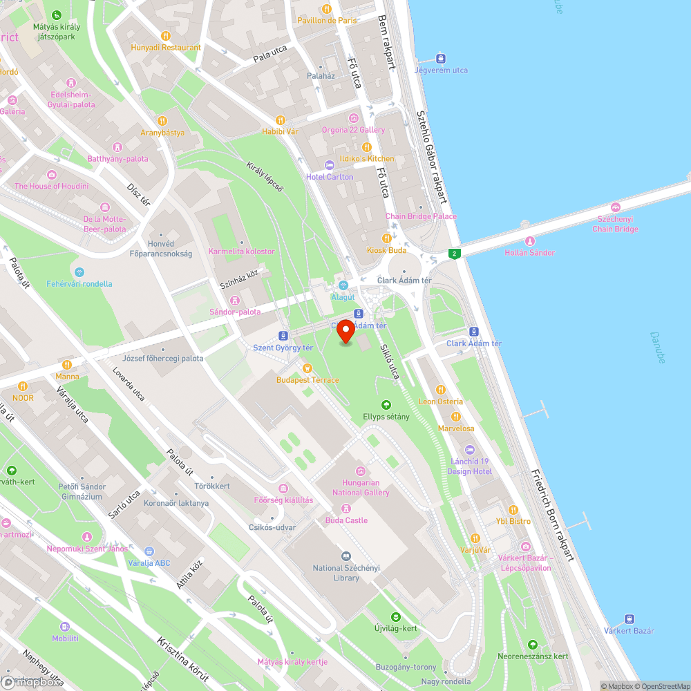 Letöredezett járókóvek a várba vezető gyalogúton bejelentés helye