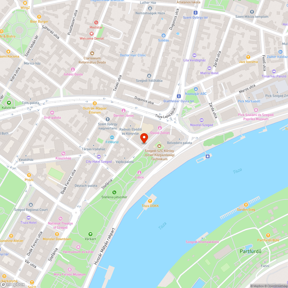 Járdán parkoló motorok bejelentés helye