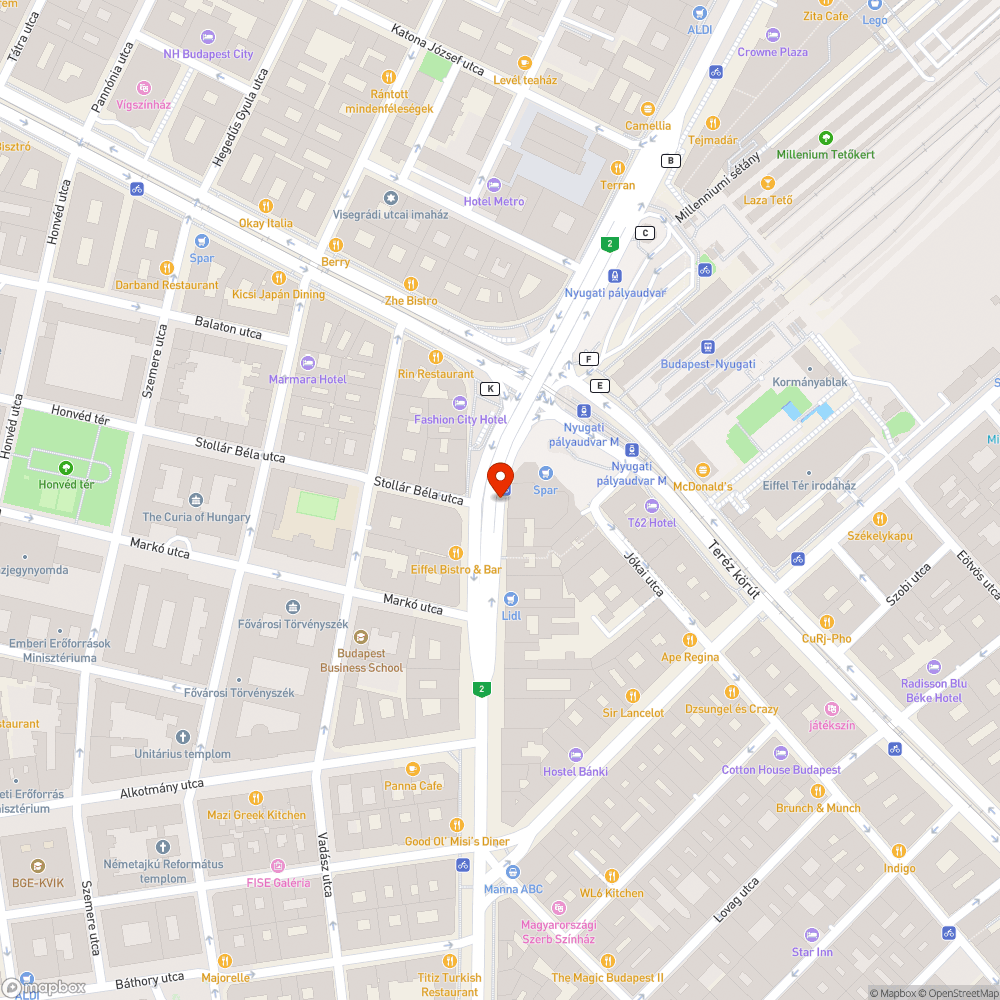 Roncs autó a Nyugati felüljáró alatt bejelentés helye