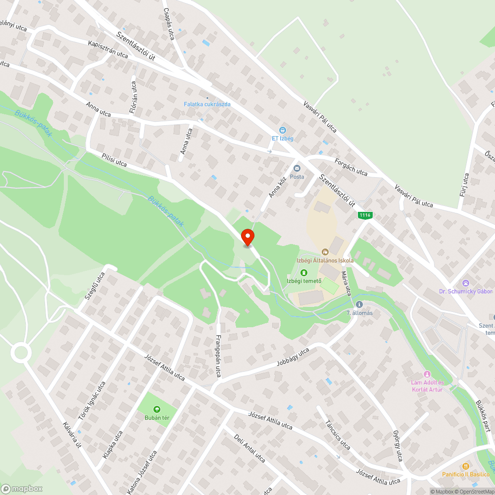 Rendszeresen a zöldterületen parkolnak az autók bejelentés helye