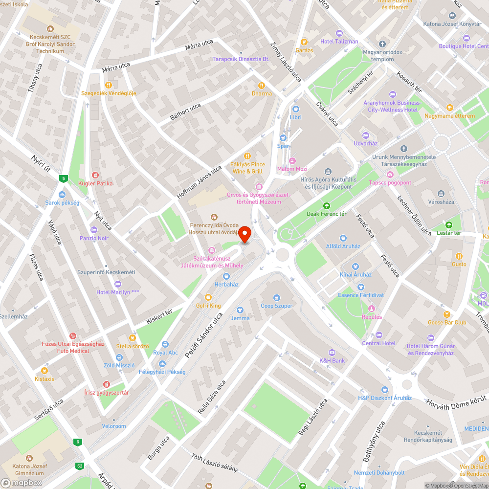 Rendezetlen parkolási helyzet a Szórakaténusznál bejelentés helye