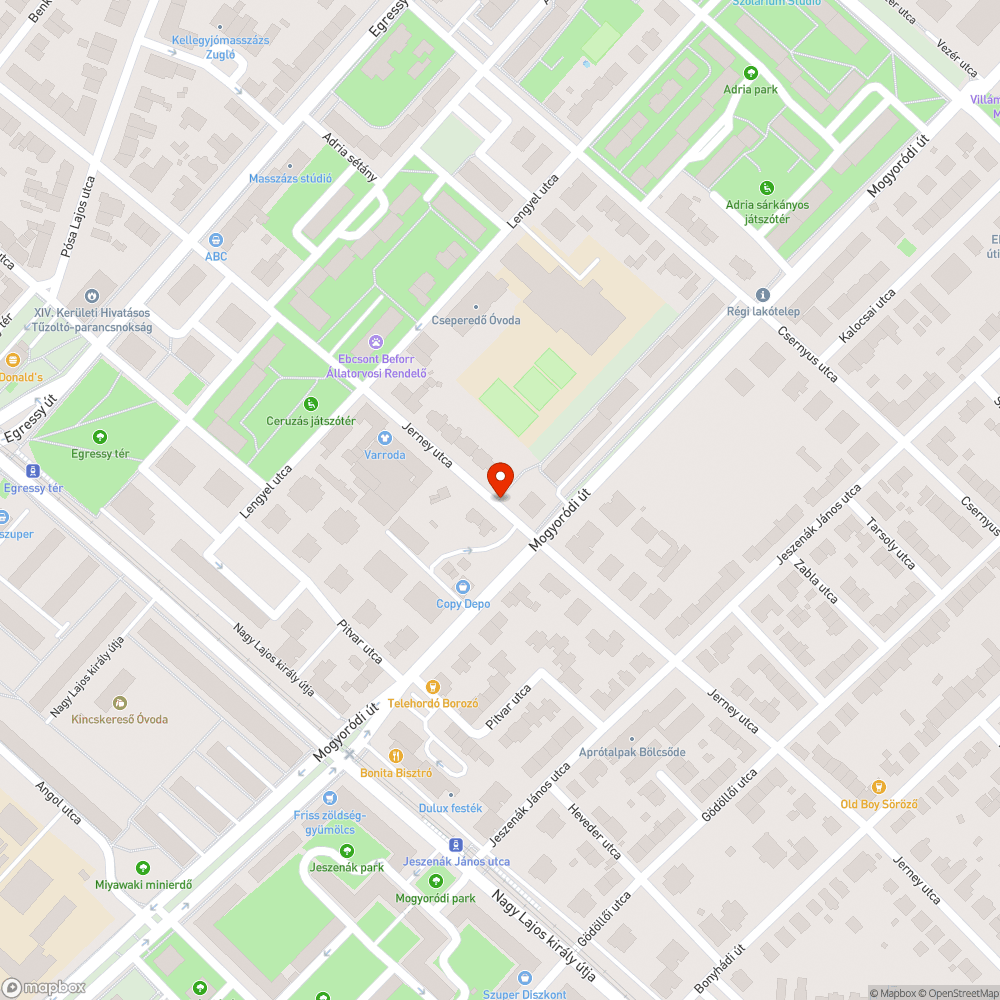 Magára hagyott autó miatt kevés a parkolóhely bejelentés helye