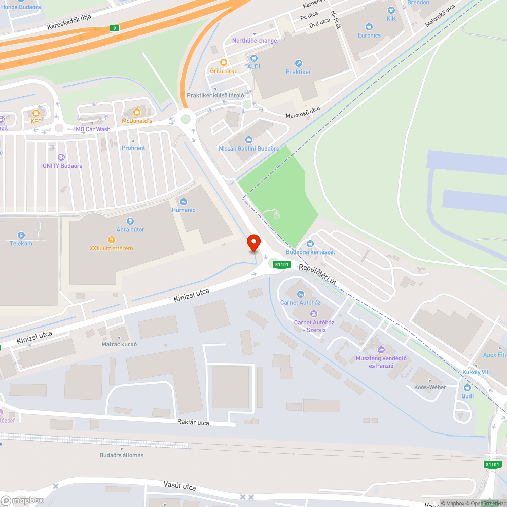 Koszos, rendezetlen tájékoztató tábla bejelentés helye