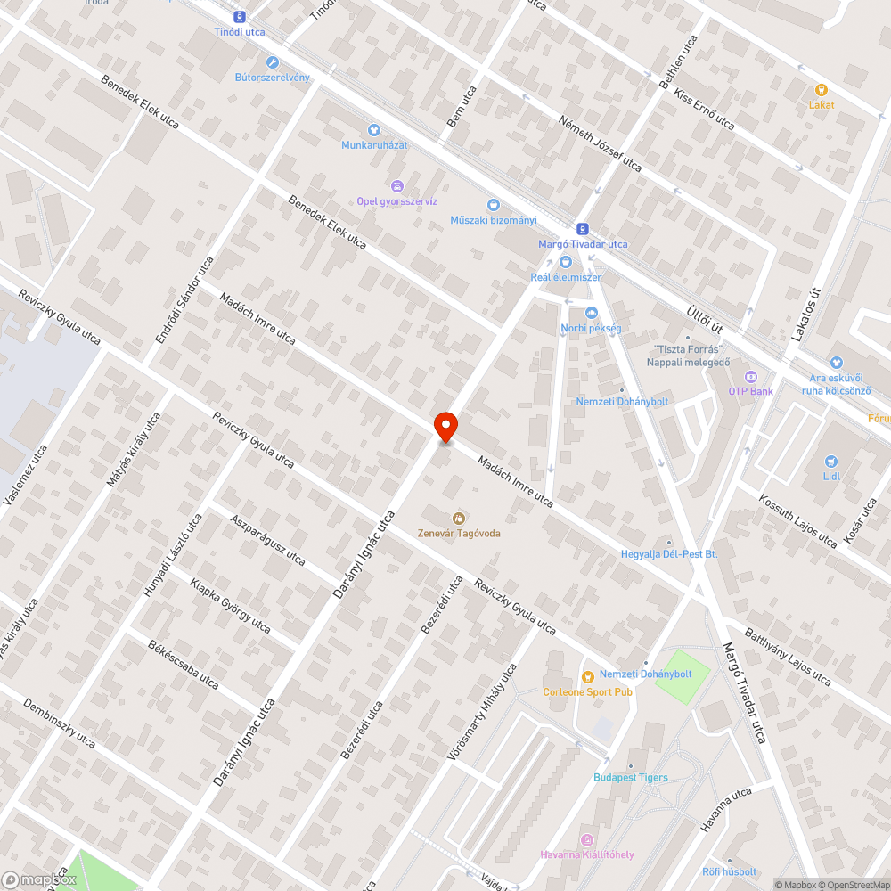 Választási plakát eltakarja az utat bejelentés helye