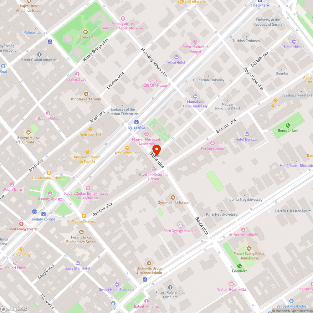 Kerékpársávba behajló faág bejelentés helye