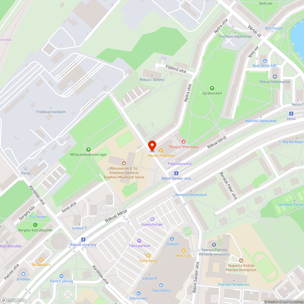 Kifakult tábla iskola mellett bejelentés helye