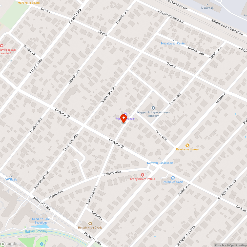 Széles kátyú, út közepén bejelentés helye