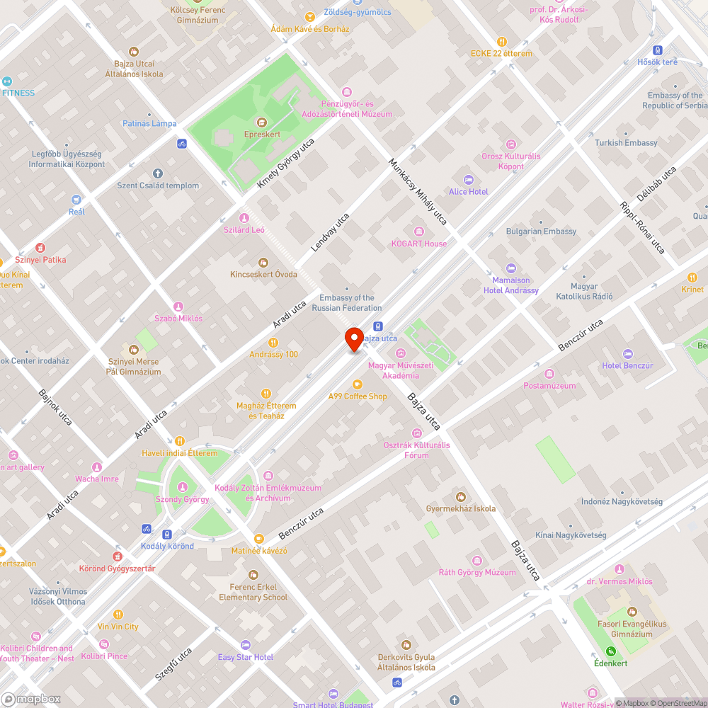 hiányzó fák, gödrök, eltűnt fák körüli rácsok, bejelentés helye