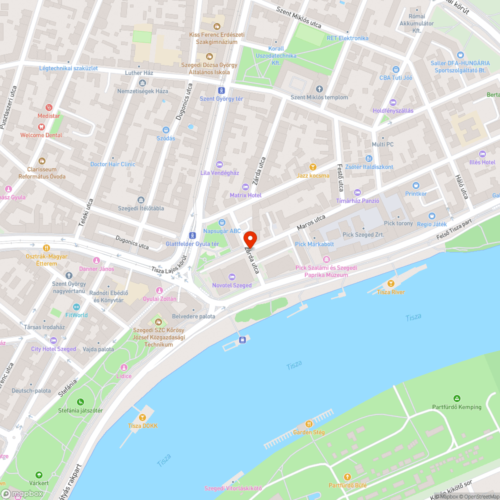 Beton oszlop a fűben bejelentés helye