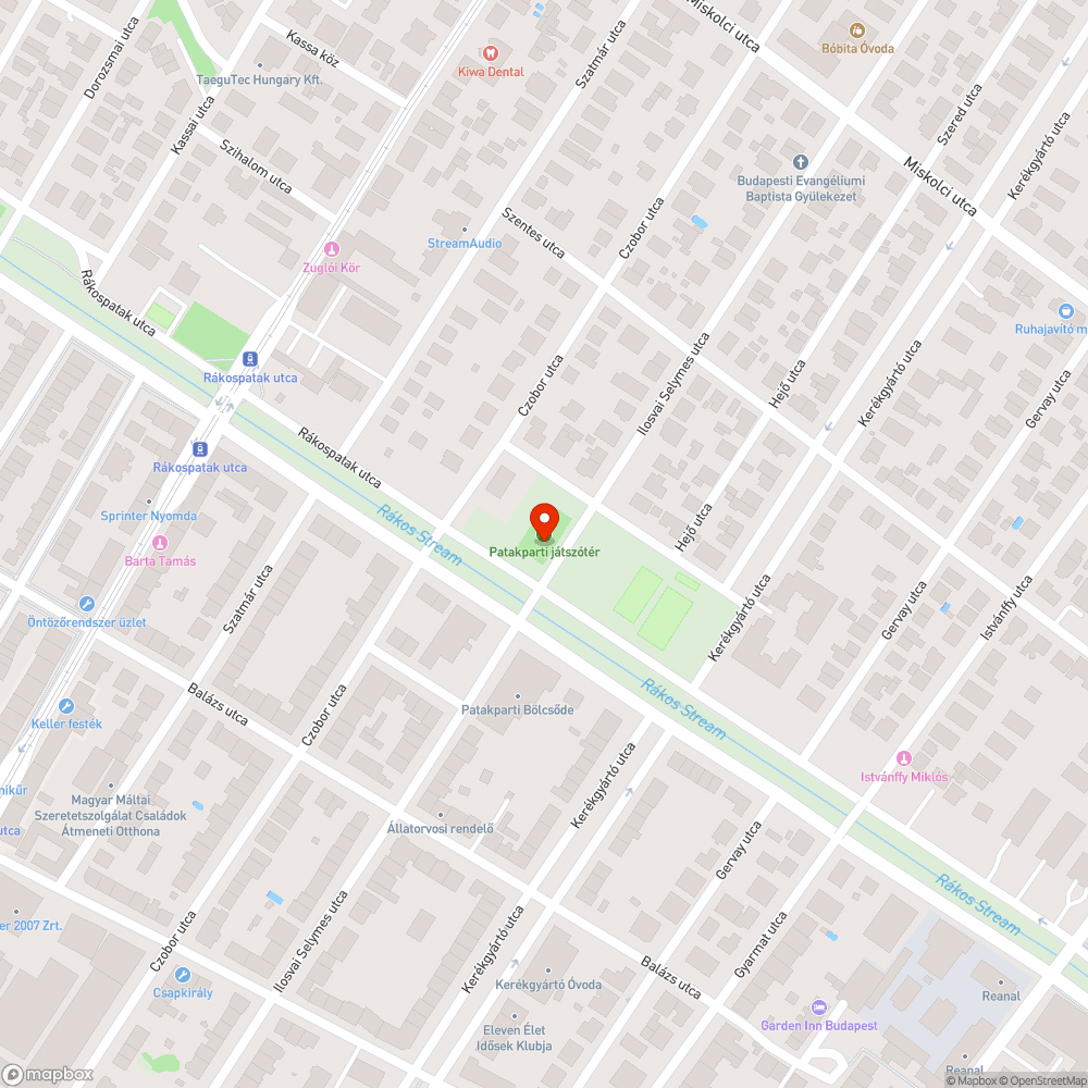 Kieégett bőrönd a játszótéri homokozóban bejelentés helye