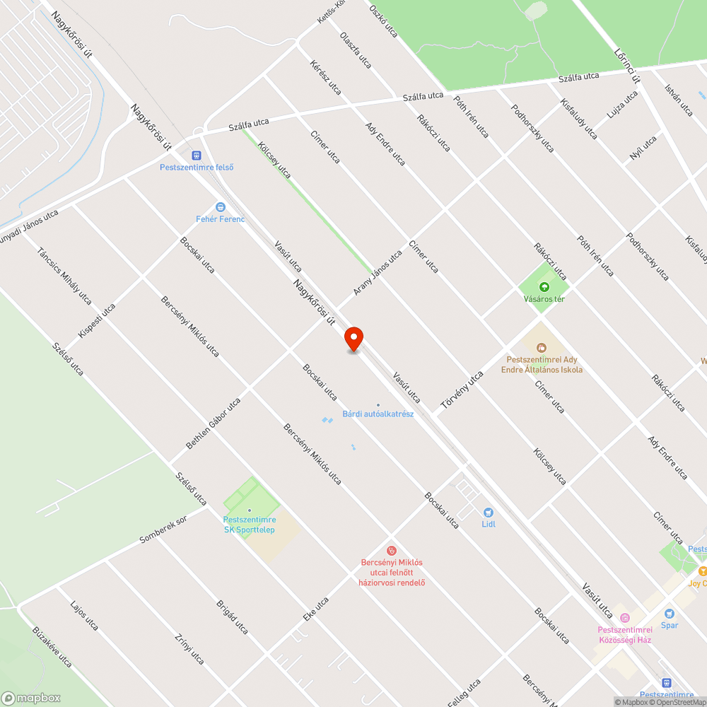 Törött, totálkáros autó hetek óta bejelentés helye