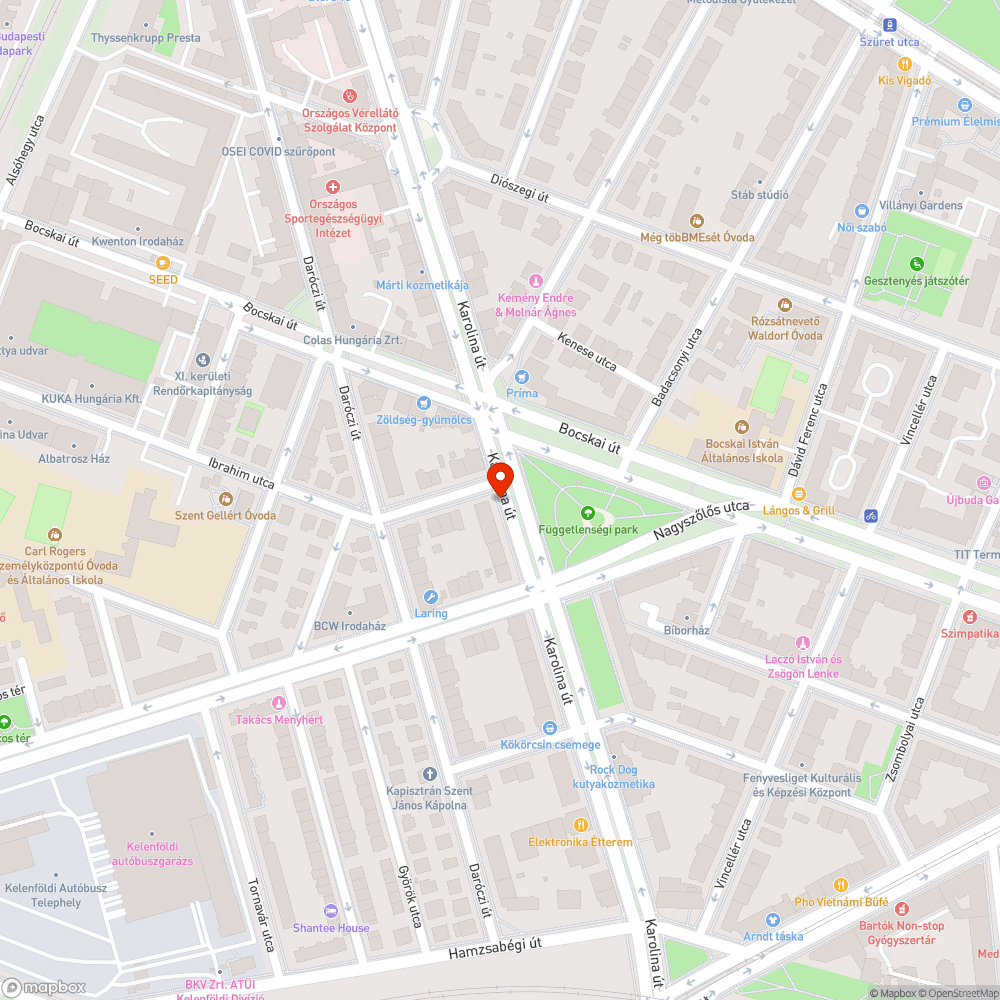 Szétmálló távközlési fedlap a Karolina út 43 előtt bejelentés helye