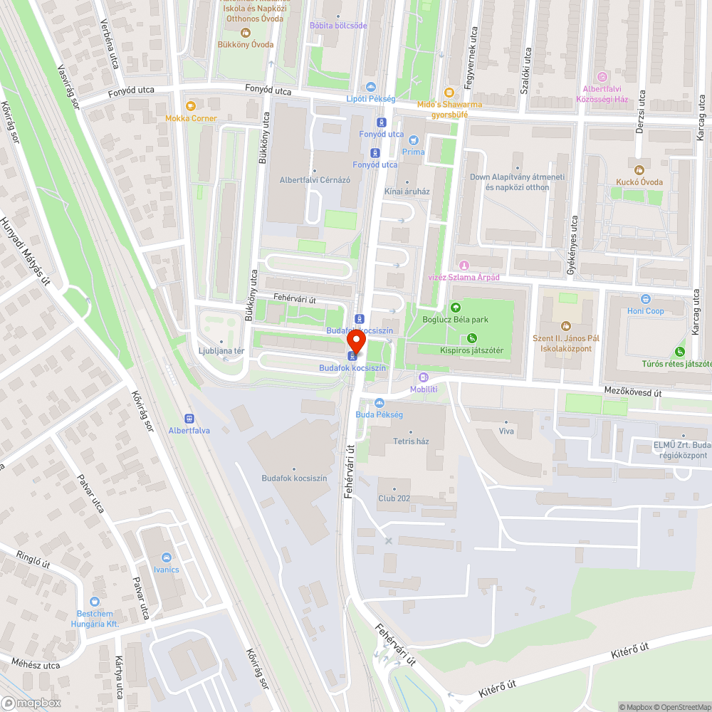 Budafok-kocsiszín buszmegállóban nincs esővédő üvegborítású beálló bejelentés helye