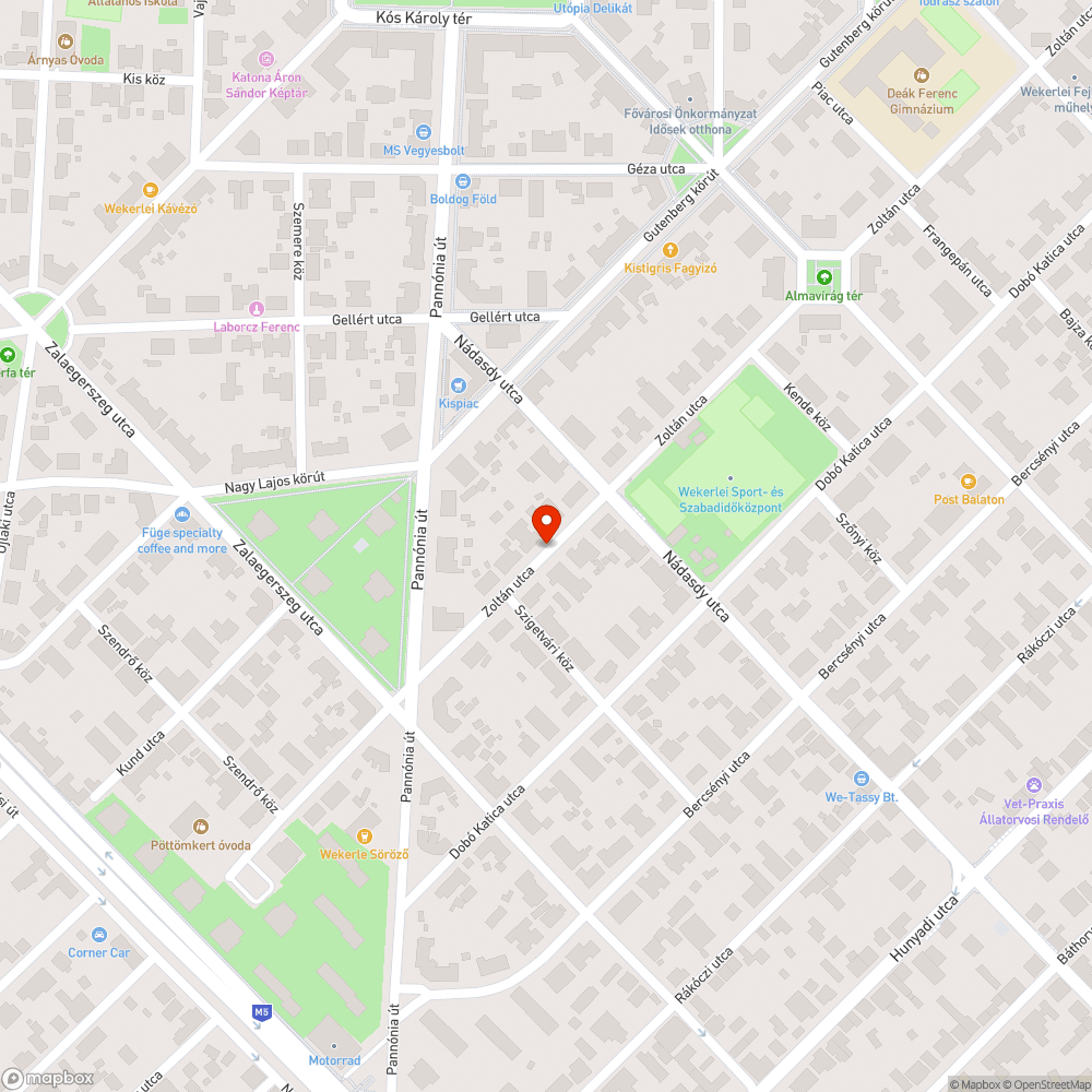 Mély kátyú Zoltán utcában az út közepén bejelentés helye