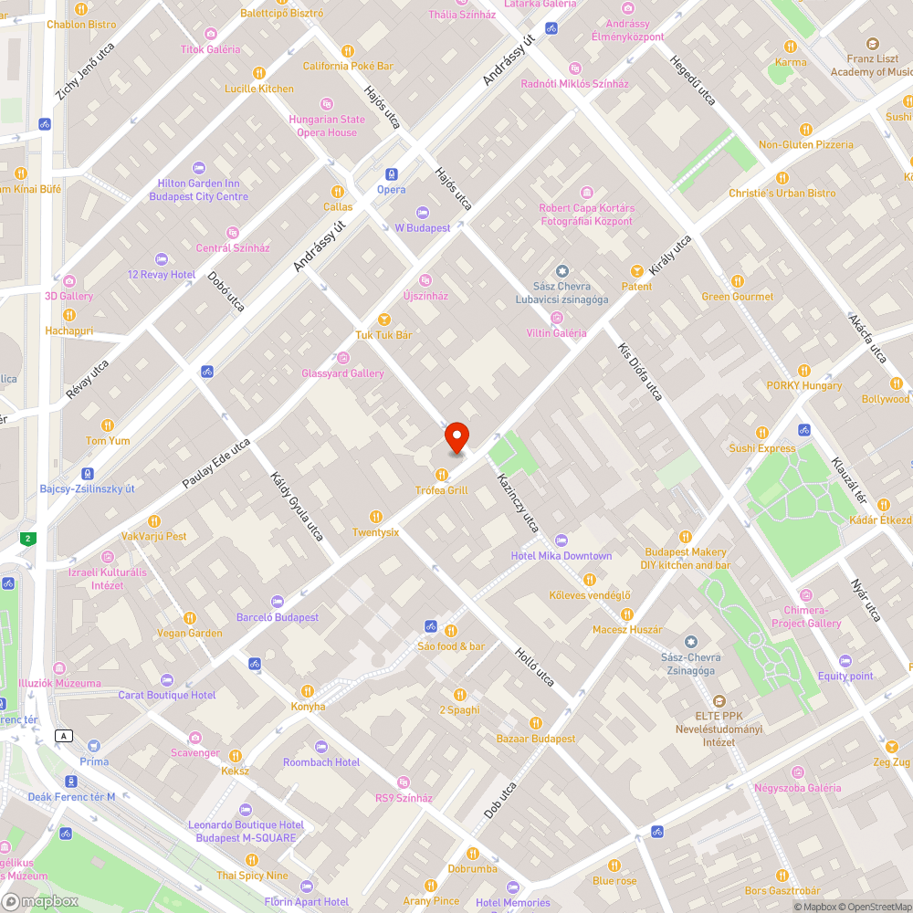 Egy hiányzó és egy megdőlt poller bejelentés helye