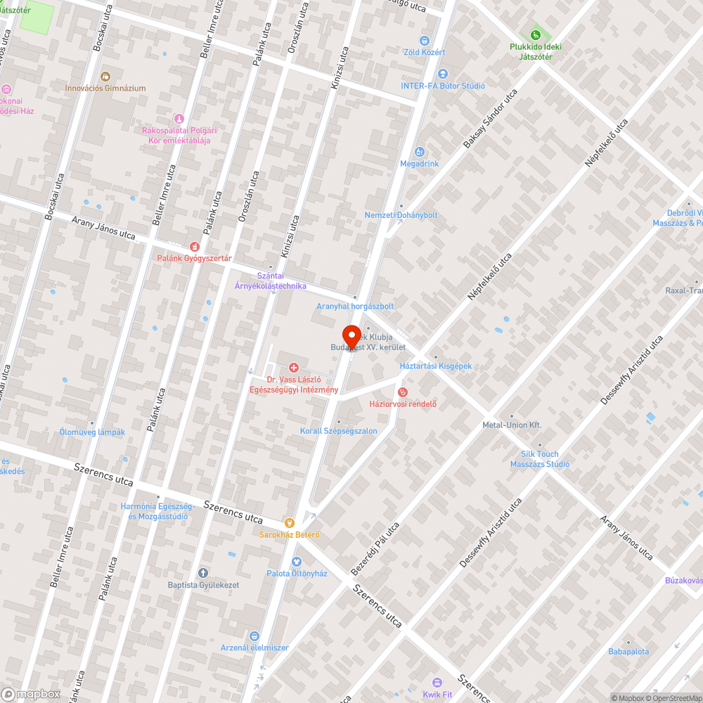 Illegális plakátok a rendelőnél bejelentés helye